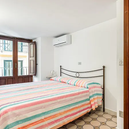 Roomy In The Heart Of Taormina