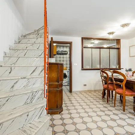 Roomy In The Heart Of Taormina